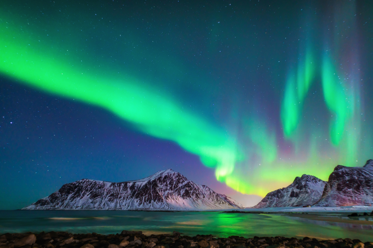 Aurora boreal en el Ártico.