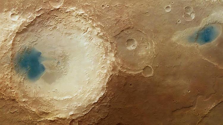 ¿De qué se tratan las enigmáticas 'lagunas azules' fotografiadas en la superficie de Marte?-0